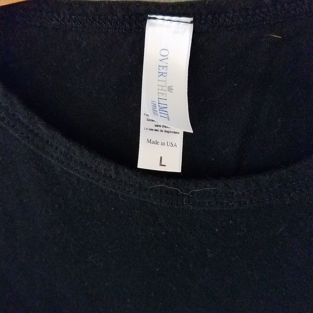 3 / $10 Long Comfie Black T-Shirt - Picture 2 of 4